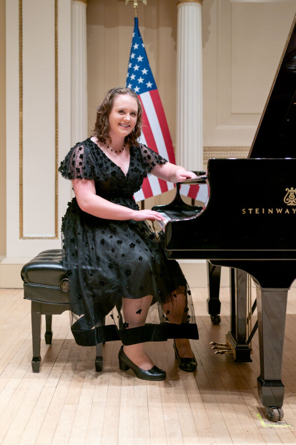 Alexandra Rezie | UNWLA - Ukrainian National Womens League of America