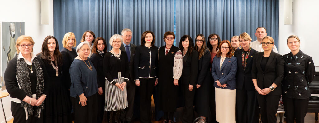 DSC04649 Edit Edit | UNWLA - Ukrainian National Womens League of America