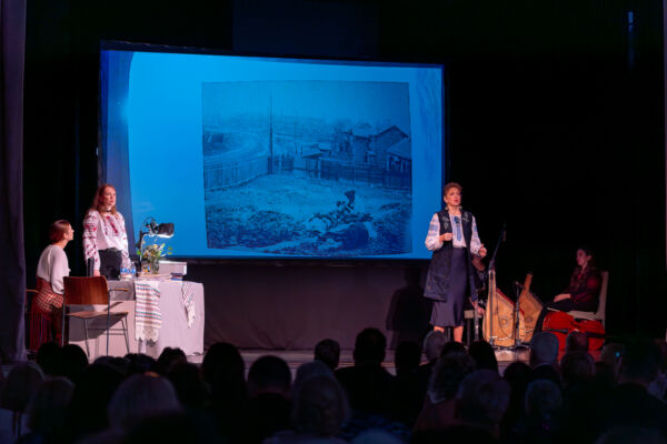 Play 3 | UNWLA - Ukrainian National Womens League of America